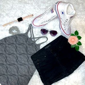 Old Navy Women’s Extra Small Juniors Medium shirt